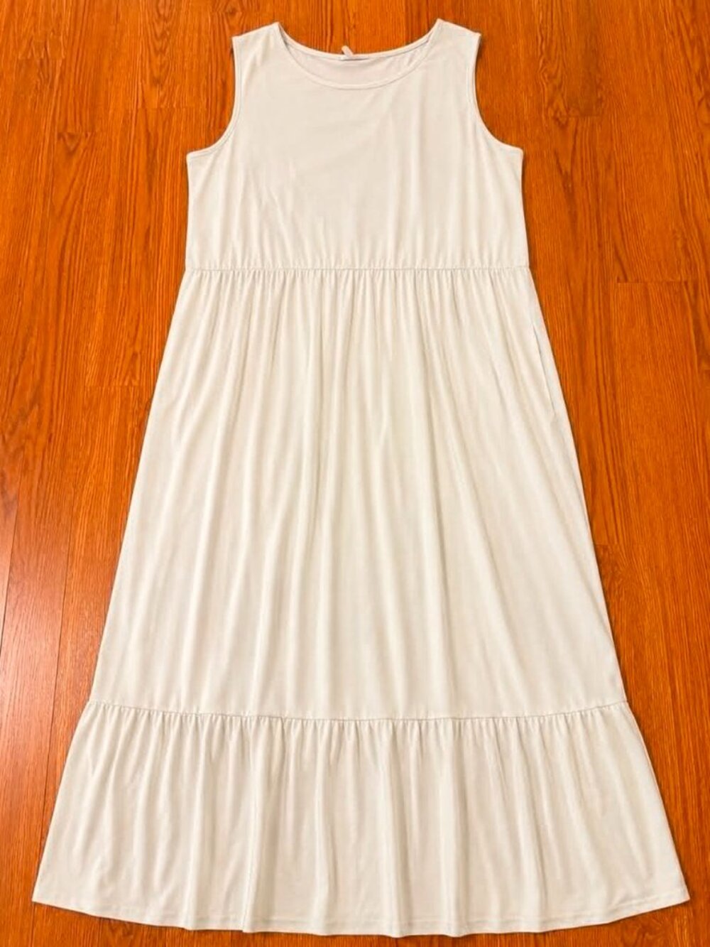 White Tiered Sleeveless Midi Dress Size 3X | Like New